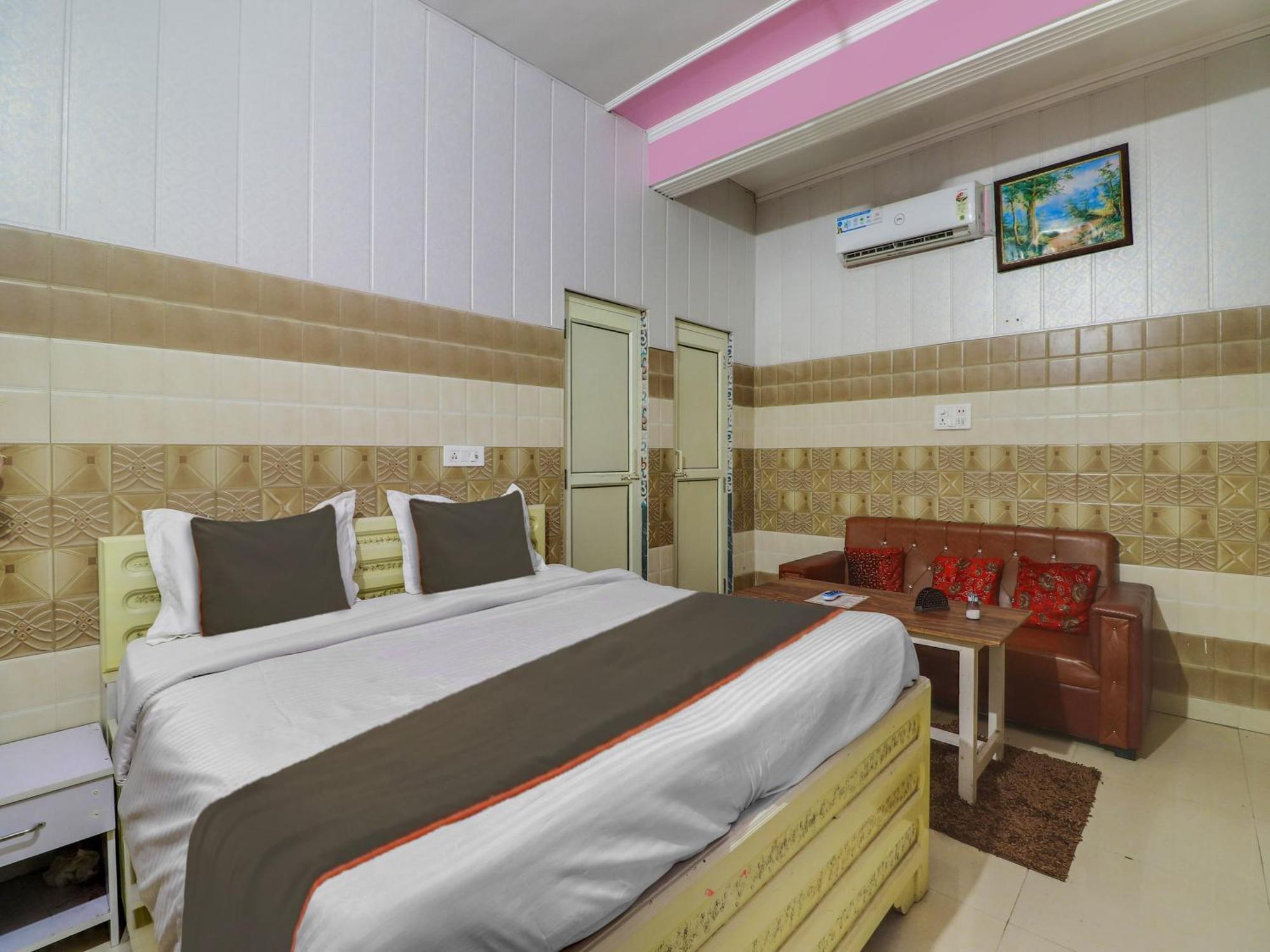 מלון Kashipur Collection O Paradise And Restaurant מראה חיצוני תמונה