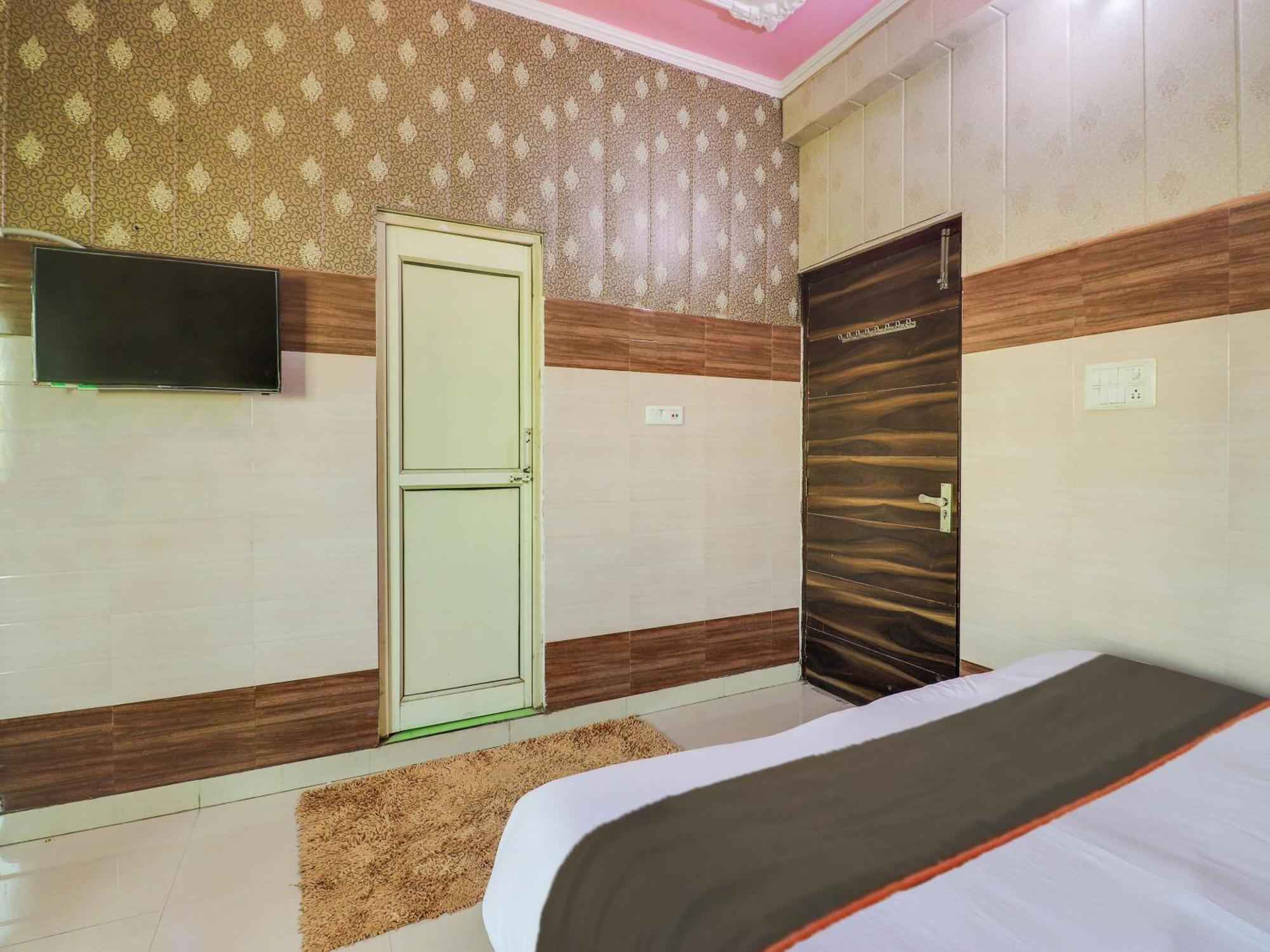 מלון Kashipur Collection O Paradise And Restaurant מראה חיצוני תמונה