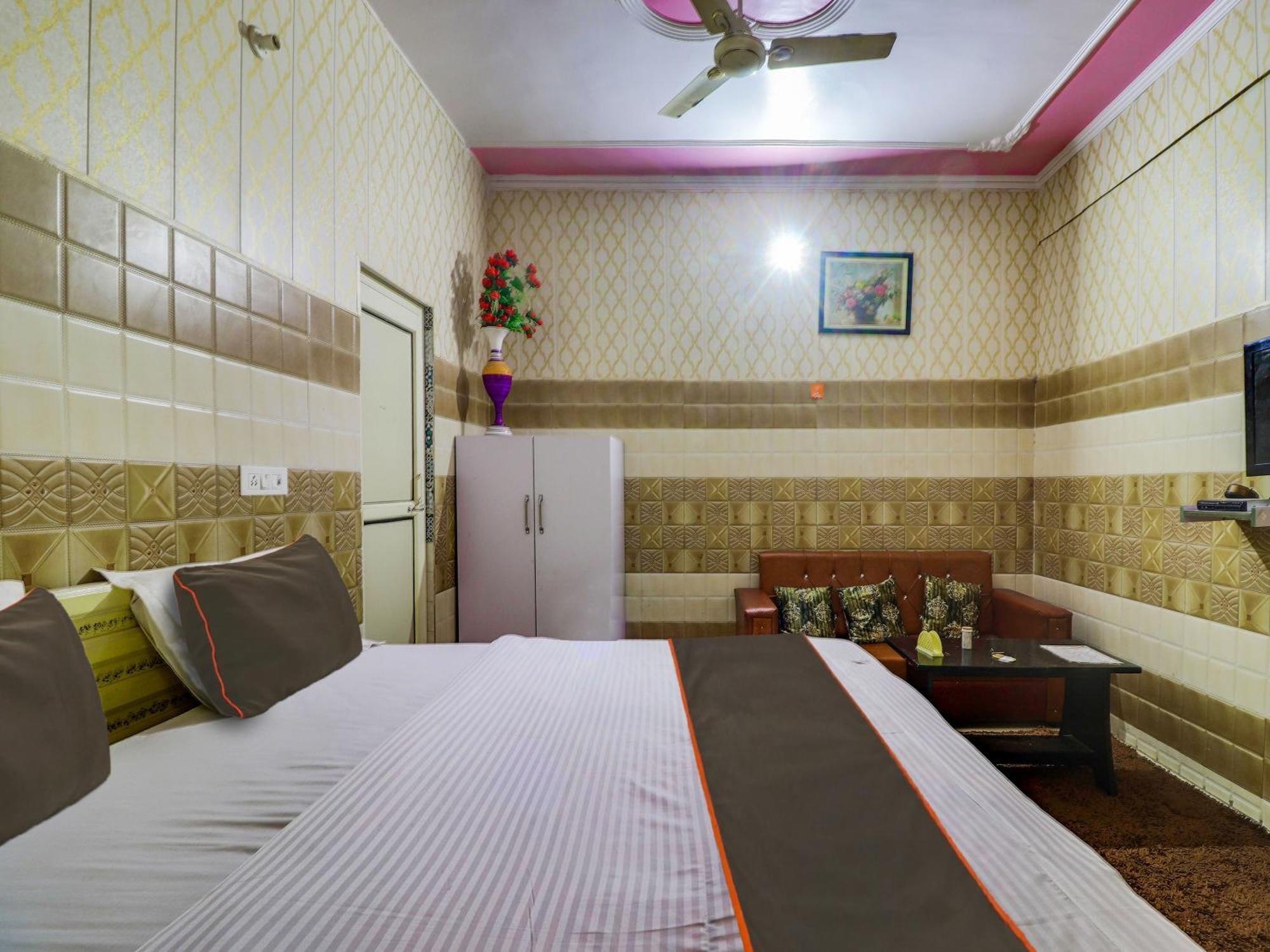 מלון Kashipur Collection O Paradise And Restaurant מראה חיצוני תמונה